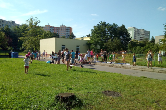 Rodinné setkání na školním pozemku ZŠ Oskol Kroměříž 1