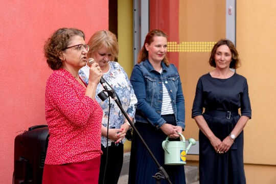 Díky podpoře společnosti Lidl se v Praze – Stodůlkách otevírá nová jedlá školní zahrada 1