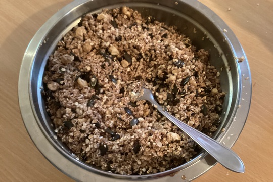 DOMÁCÍ GRANOLA 1