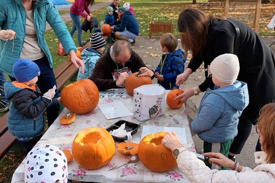 Den školní jídelny aneb Dýňohrátky ve Věkoších 2 1