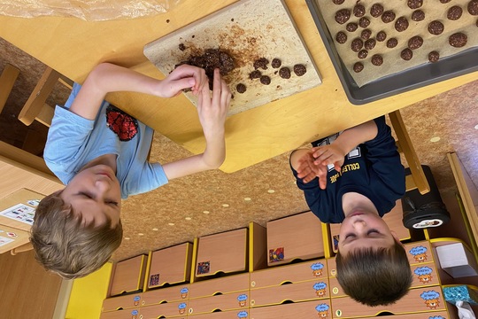 Příprava vánočního cukroví - Sluníčka 1