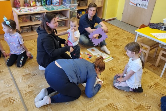 Medvídci a Ježečci z MŠ Soběchleby - Velikonoční setkání s rodiči spojené s velikonočním jarmarkem 1