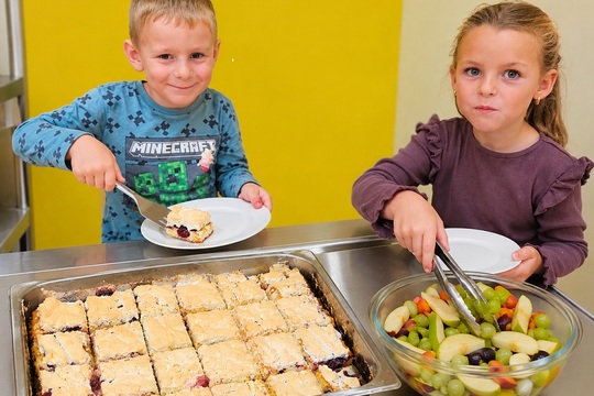 Od místních farmářů až na dětský talíř Od místních farmářů až na dětský talíř 1