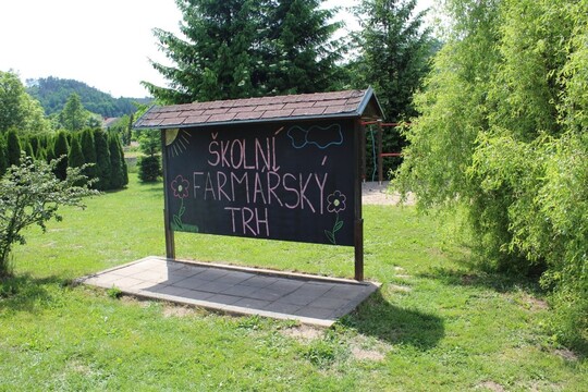 Školní farmářský trh 1