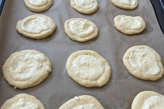 Kytičky z MŠ Kollárova - Masopustní koláčky 1