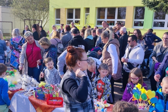 Velikonoční Jarmark v MŠ Sluníčko Krupka, Kollárova 597 1