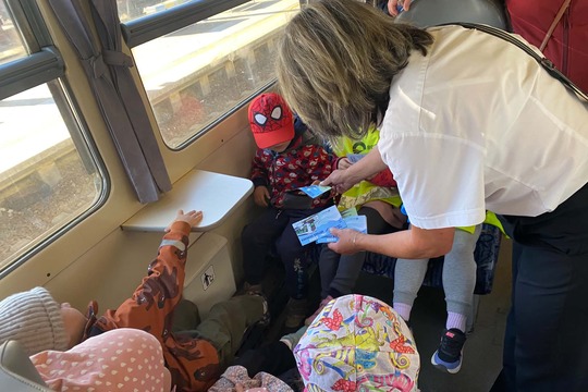 Vlakem tam a autobusem zpátky! Vlakem tam a autobusem zpátky! 1