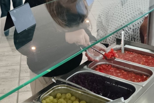 Nový salátový bar 1