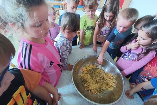 Pečení bramboráku Pečení bramboráku 1