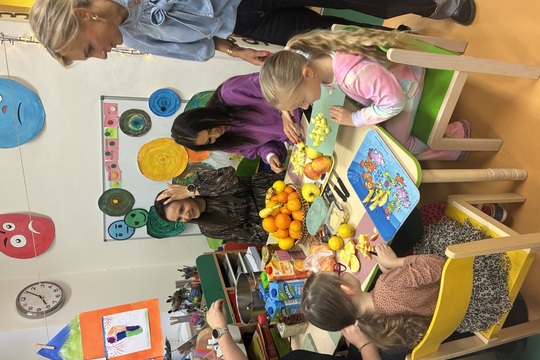 Předvánoční dopoledne ve třídě Sluníček Předvánoční dopoledne ve třídě Sluníček 1