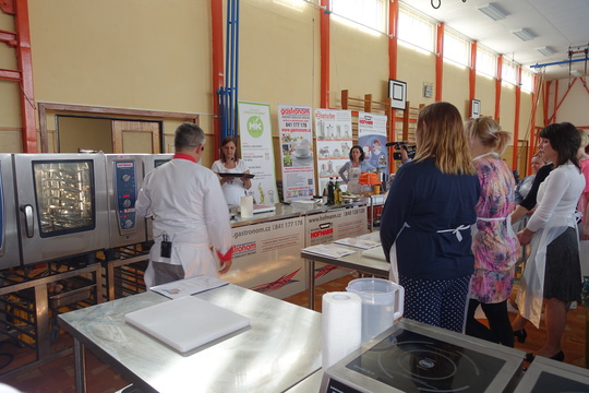 Praktický seminář pro kuchařky se konal v Ústí nad Orlicí díky donátorům Burzy filantropie a dalším sponzorům! 1