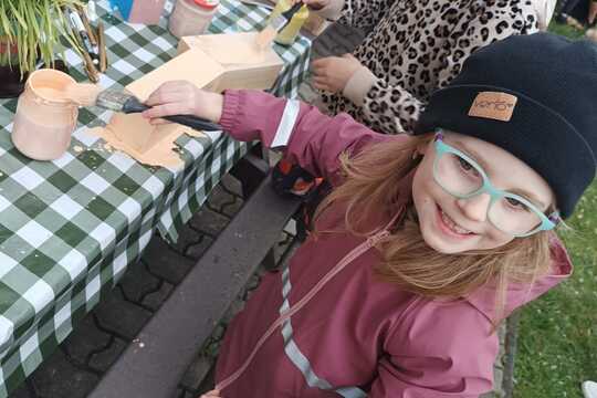 JARO na školní ZAHRÁDCE  1