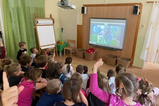 ZAVOLEJTE FARMÁŘI, ANEB Z PARDUBIC DO DOLEJŠÍHO MLÝNA ZA VTEŘINU 1