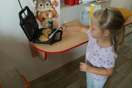 Koťátka z MŠ Kollárova - Domácí cuketovo-patizonové bramboráčky 1