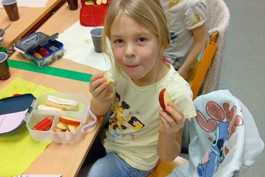 Objevujeme nové chutě s 1.B! Objevujeme nové chutě s 1.B! 1