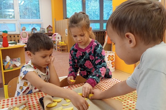 pečeme brambory 1