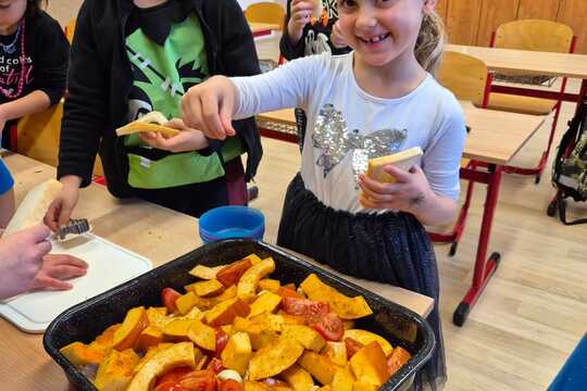Halloweenské vaření a pečení v 1. a 2. ročníku 1