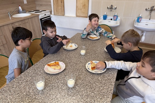 Zdravé vaření v přípravné třídě: Jednoduchá a chutná mini pizza 1