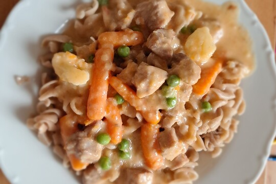 Barevné talíře plné chuti 1