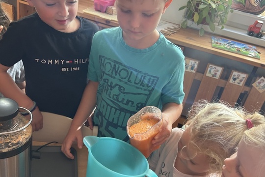 Křížaly z jablíček a zdravý fresh Křížaly z jablíček a zdravý fresh 1