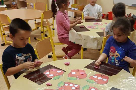 Hravě žijeme zdravě ve třídě Motýlek - MŠ Klegova 1