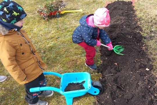 Budování zahrady Budování zahrady 1