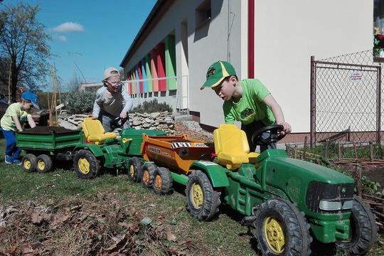 Zahrada kouzel a vůní 1