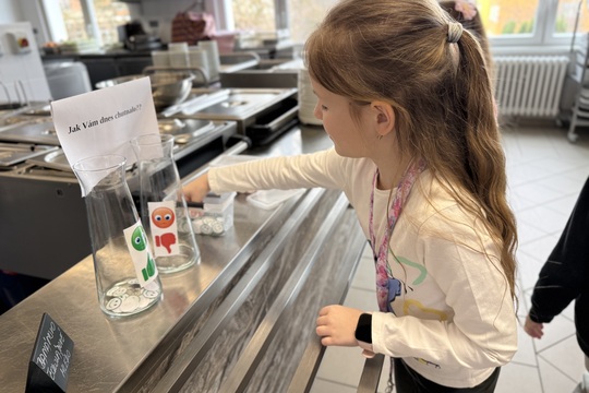 Když jaro dorazí i na talíř Když jaro dorazí i na talíř 1