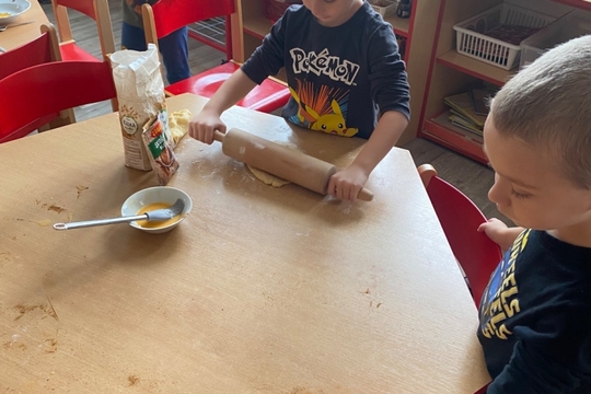 Motýlci z MŠ Kollárova - Svatomartinské rohlíčky Motýlci z MŠ Kollárova - Svatomartinské rohlíčky 1