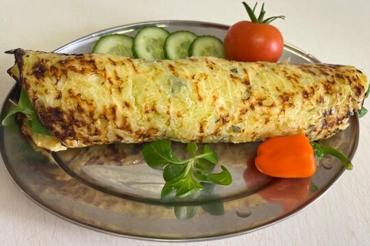 Cuketový wrap s Lučinou – dobrota z naší školní zahrádky Cuketový wrap s Lučinou – dobrota z naší školní zahrádky 1
