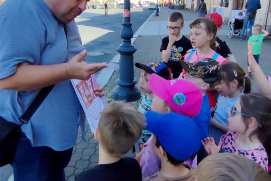 Komentovaná procházka městem s rodiči a dětmi 1