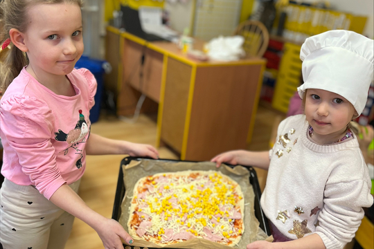 Ovocné osvěžení a hra na barmany i pizzaře u Žabiček 1