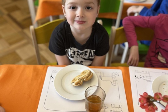 Jidáše ke svačince  1