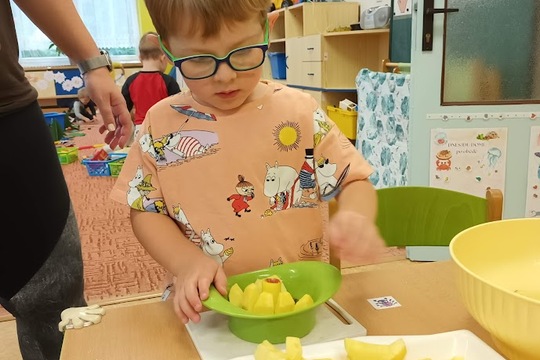 Jablečné křížaly a čaj 1