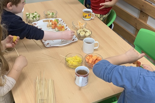 Máme rádi zeleninu - je v ní plno vitamínů Máme rádi zeleninu - je v ní plno vitamínů 1