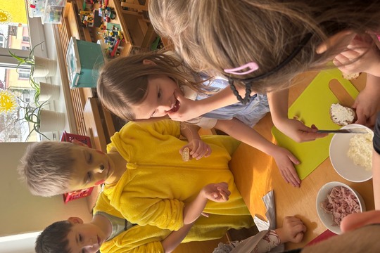 Karnevalové mlsání - Sluníčka 1