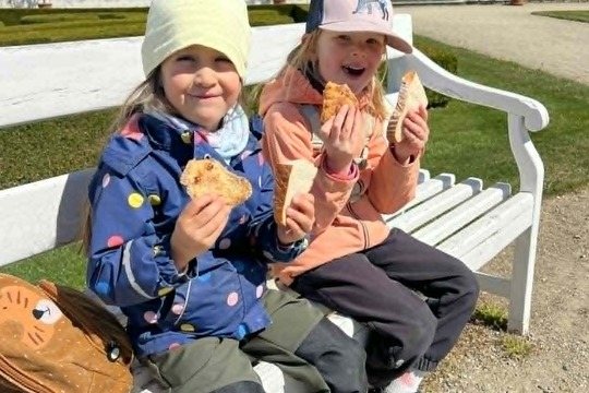 Třída Sluníček na výletě za poznáním i chutí Třída Sluníček na výletě za poznáním i chutí 1