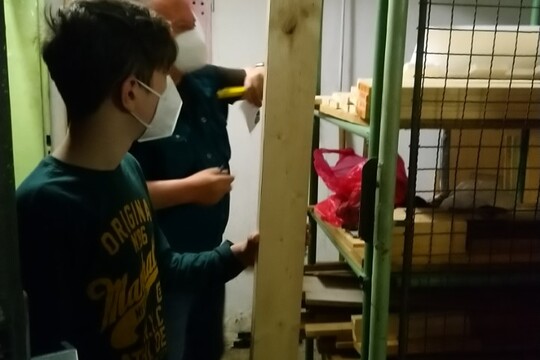 Náš první vyvýšený záhon 1