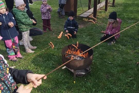 JARO na školní ZAHRÁDCE  1