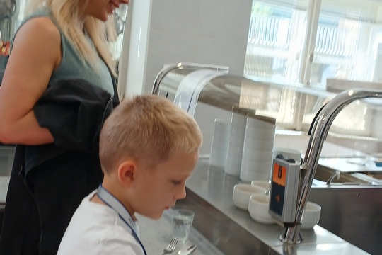 Poobědvej s prvňáčky Poobědvej s prvňáčky 1