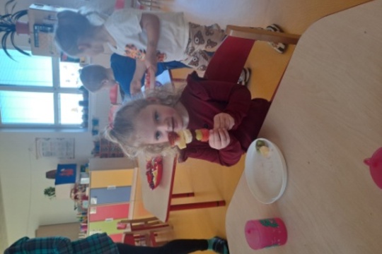 Ovocné veverčí mlsání 1