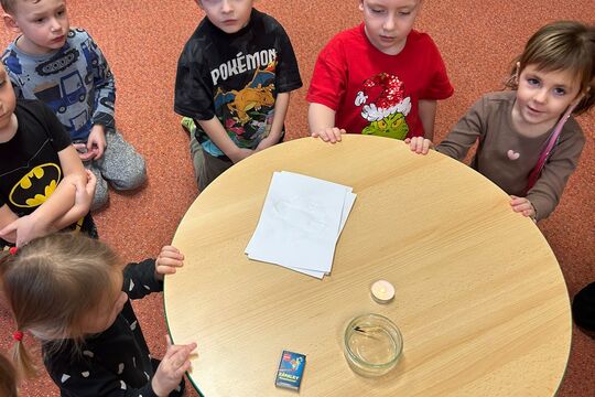 Kytičky z MŠ Kollárova - Hrajeme si na povolání – zahradníci i detektivové 1