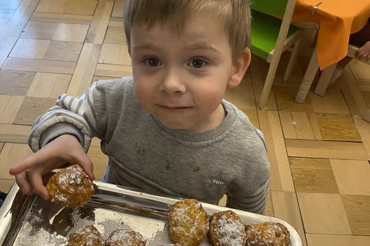 Tvarohové koblížky z trouby 1