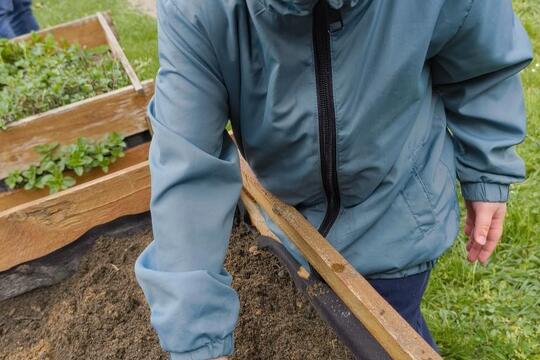 JARO na školní ZAHRÁDCE  1