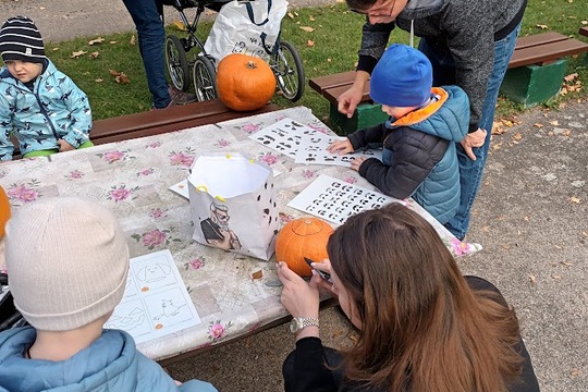 Den školní jídelny aneb Dýňohrátky ve Věkoších 2 1