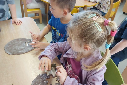 Příprava perníčků a žitných placek 1