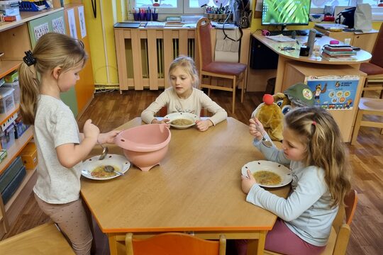 Ježečci z MŠ Soběchleby - Děti ze třídy Ježečků bojují proti plýtvání jídlem 1