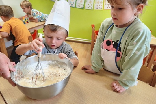 Jak chutná podzim u nás v MŠ? Jak chutná podzim u nás v MŠ? 1