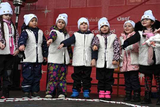 Vánoční vystoupení na Ústecké Vánoce 1