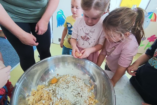 Pečení bramboráku Pečení bramboráku 1